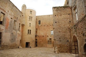 Château de Fargues, la renaissance de la forteresse